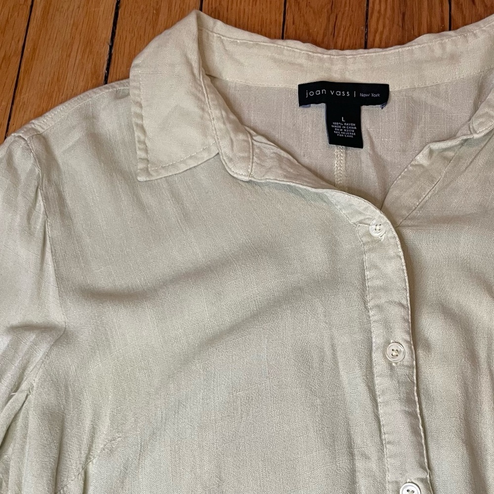 Light green button up top,100% Rayon
Joan Vass New York